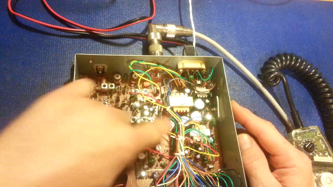 Midland PowerMax 77250C CB radio overview. YouTube