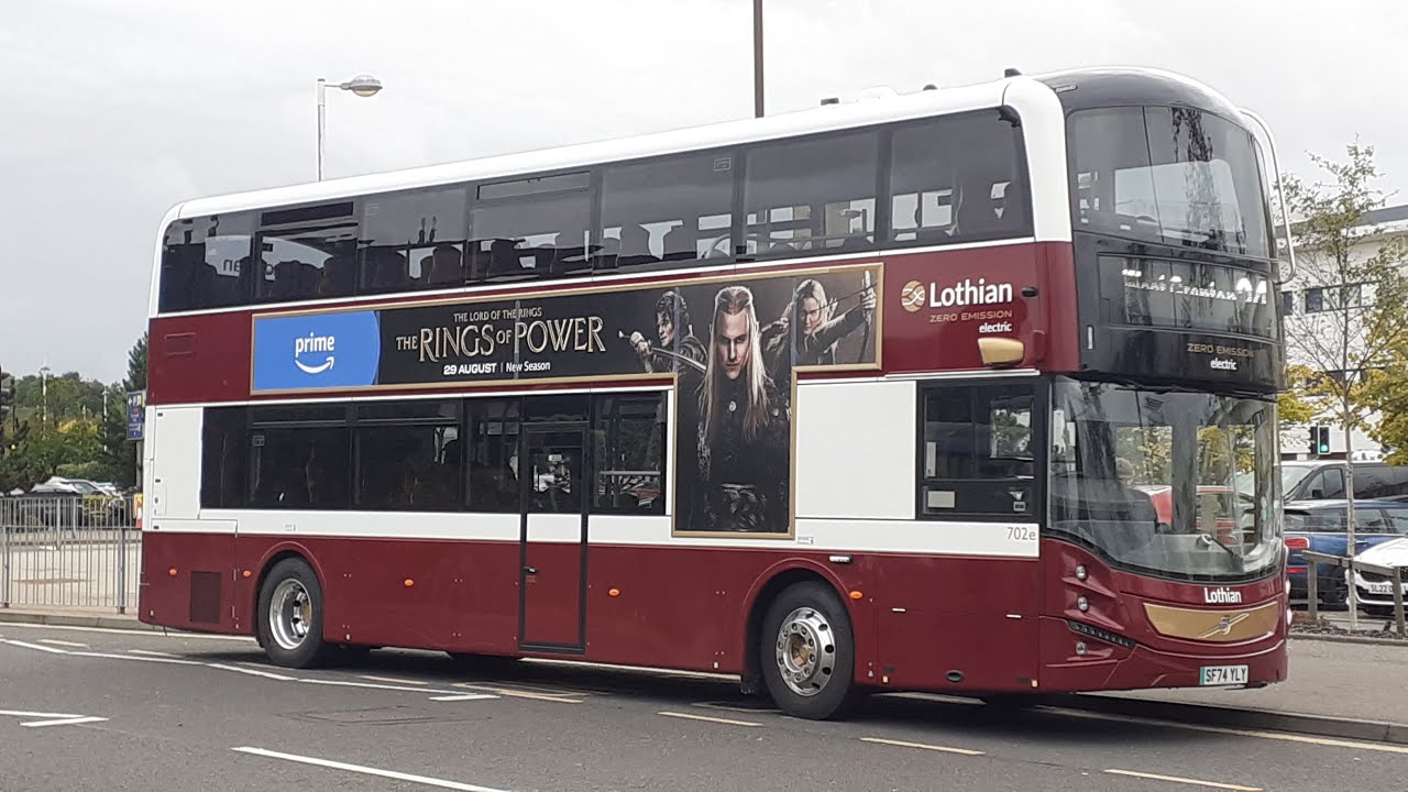 24: Lothian Buses Volvo BZL DD 702e (SF74 YLY)