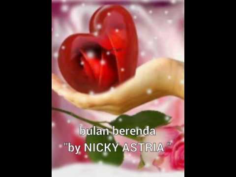 Bulan Berenda \