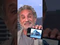 باسم يوسف يحرج مقدم البرنامج ويستعرض صورة من غزة