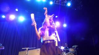 Christina Perri - Trust/ Shot Me In The Heart (HD) - Koko - 24.11.14