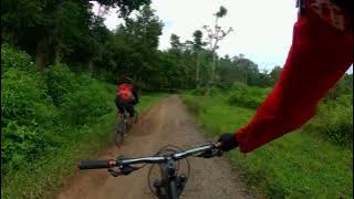 Kiara Payung, Jatinangor, Bandung | Jalur Turun dari Tangga Seribu, Batu Kuda