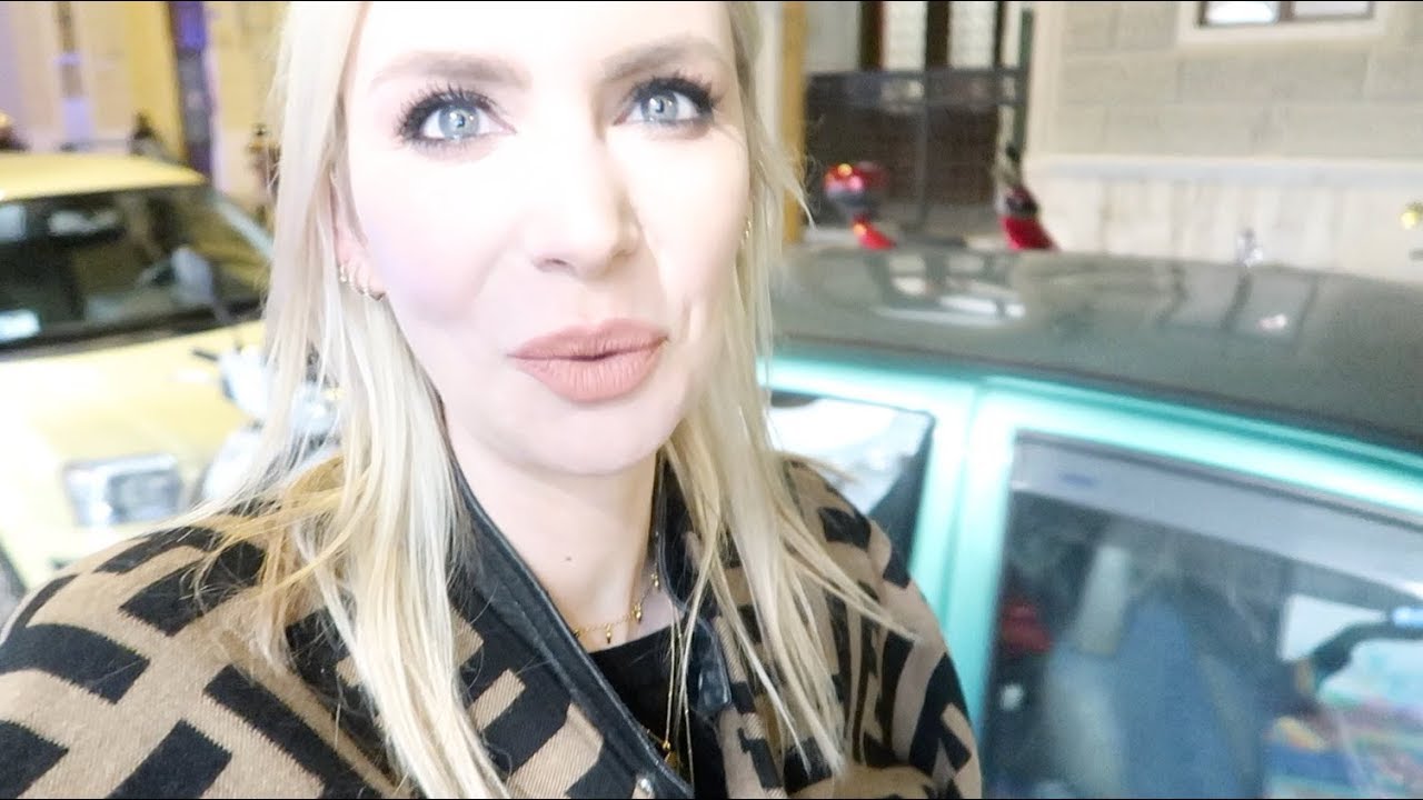 PROVO GLI ABITI DA SPOSA DI WISH.COM!!!!!! - YouTube