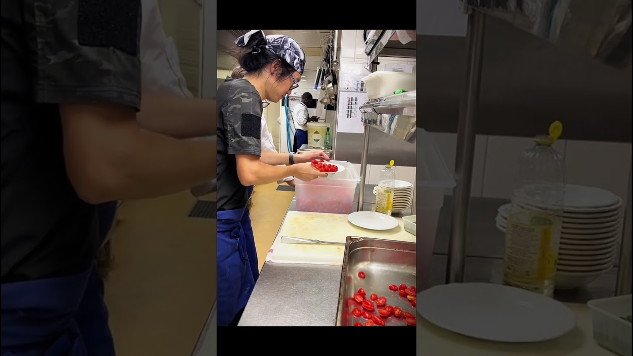 Он показал ему путь получше.