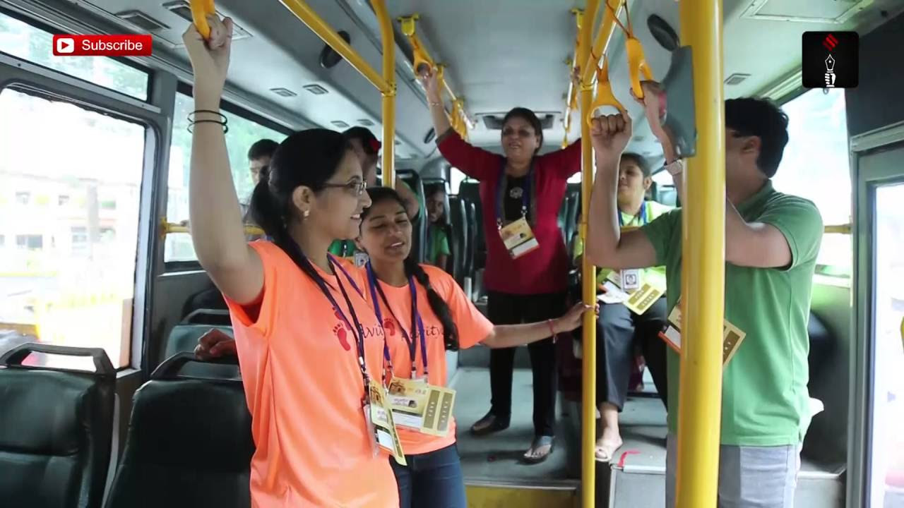 MTDC Organises A Special Mumbai Darshan Luxury Bus For Special Children On World Tourism Day