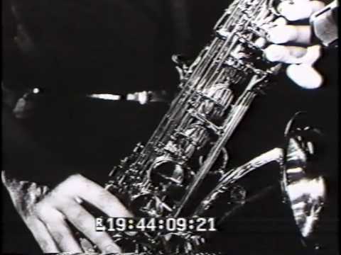 在 YouTube 上观看 Furniture - Shake Like Judy Says