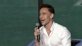 Tom Hiddleston (Avengers) & Zac Levi 'Conversations for a Cause' | Nerd HQ 2013