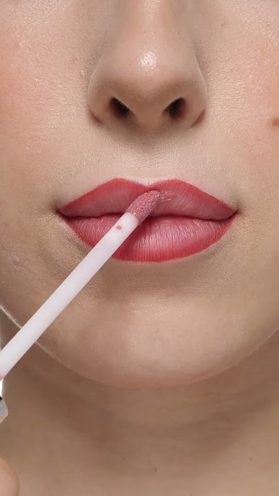 Sacheu Beauty peel off Lip Stain & and Buxom Full On Plumping Lip Cream glossy lip look #lipswatch