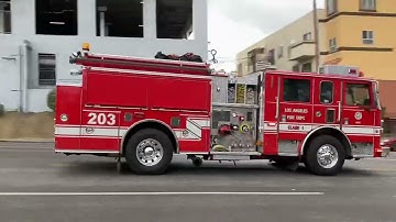LAFD Lightforce 3 responding to a structure call
