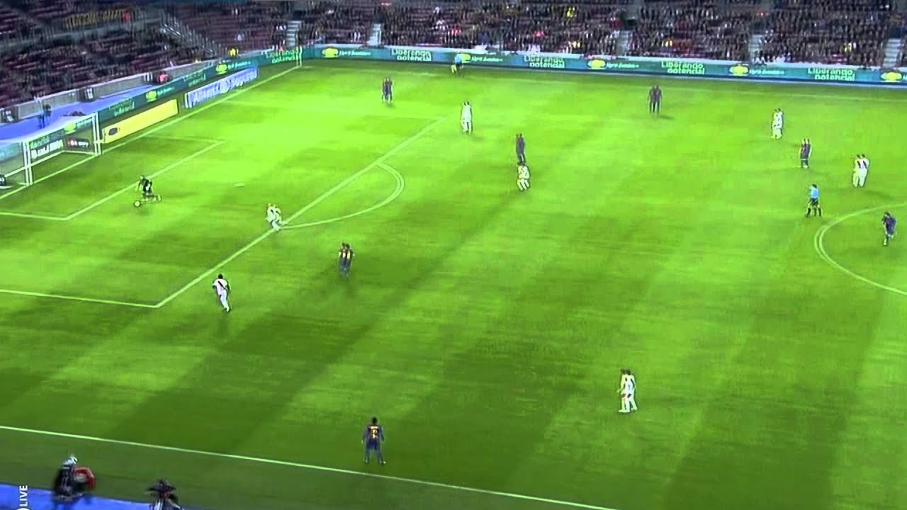 Iniesta and Xavi Vs Rayo Vallecano (29.11.11)