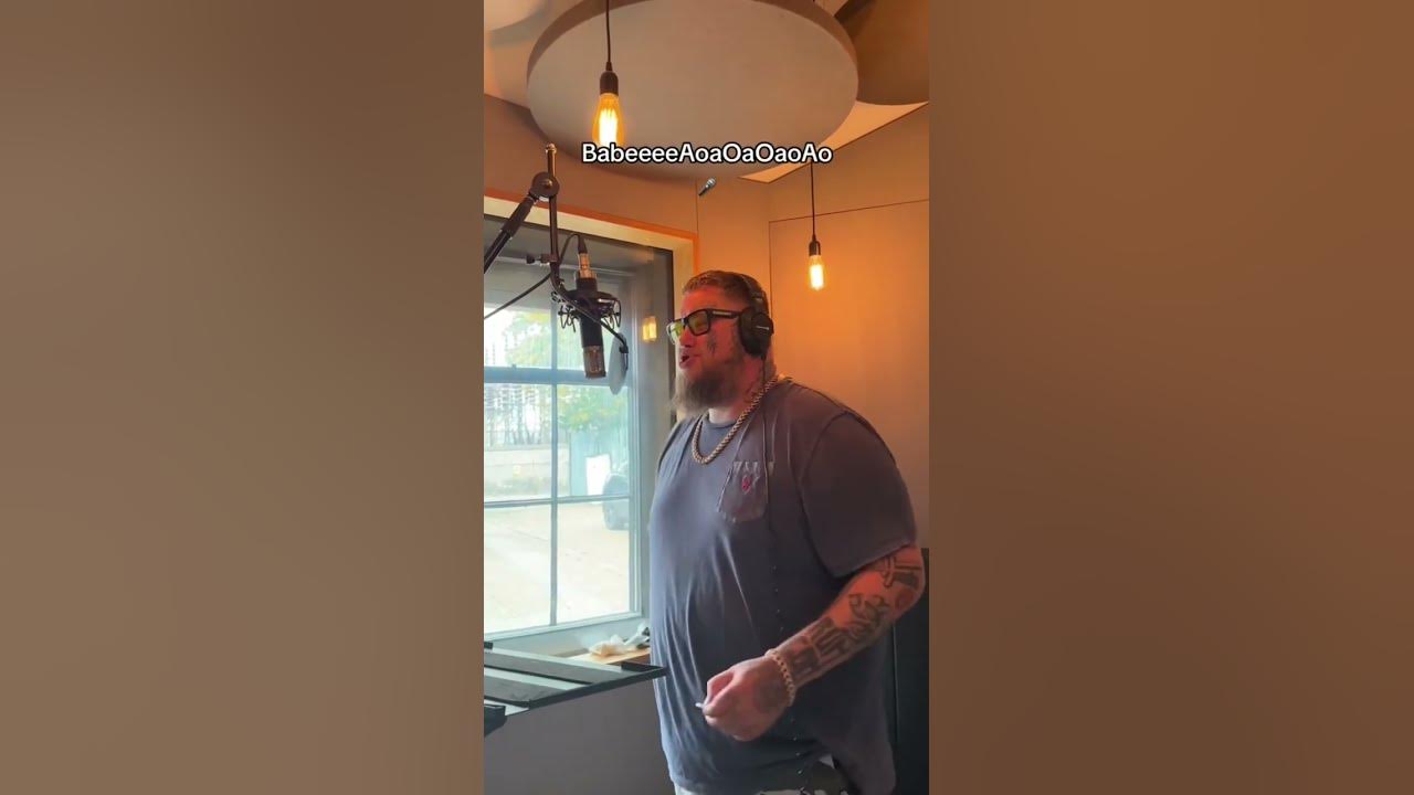 Been in the studio 🤪 #ragnboneman #ragnbone #recordingstudio #singer #music #fyp #foryou