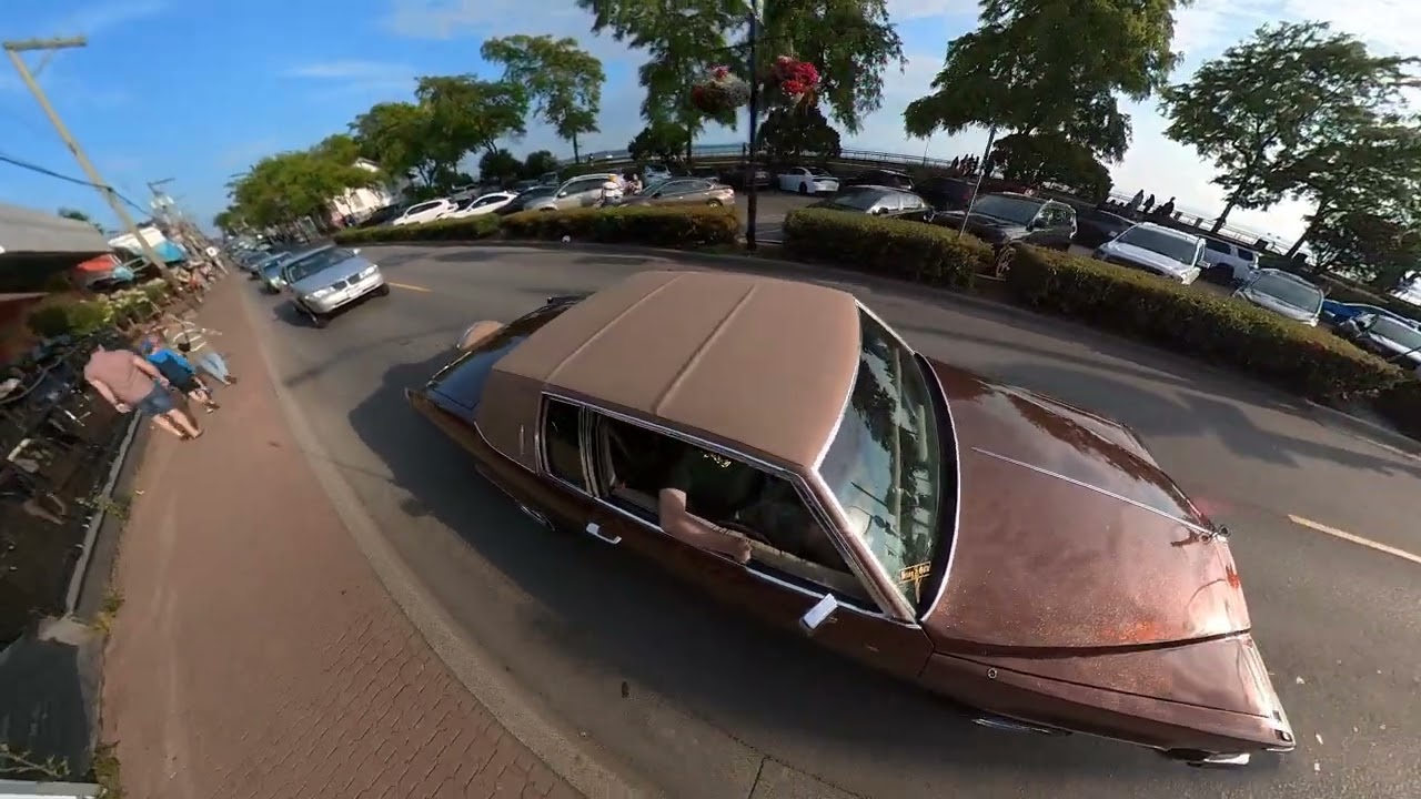 DAGGER CC Lowriding White Rock Beach. Cadillac hydraulics Ocean Beach 3 Wheeling Lincoln.