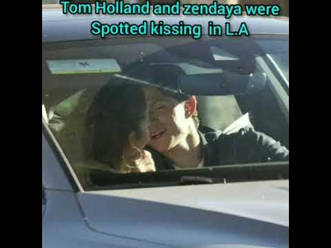 Zendaya & Tom Holland caught KISSING | Full Live footage + pictures