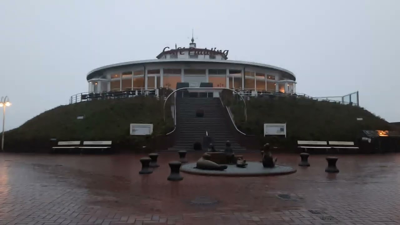 Spaziergang auf der Insel Wangerooge durch die City am Morgen