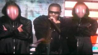 Download Lagu Chris brown performance MP3