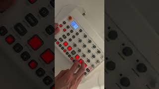 Trap on Elektron Model Samples