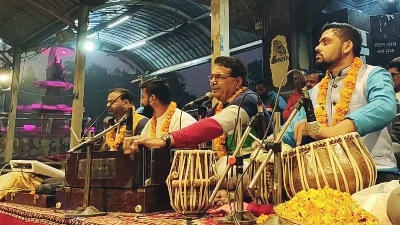 मैं तो प्रेम दीवानी मेरा दर्द न जाने कोई....