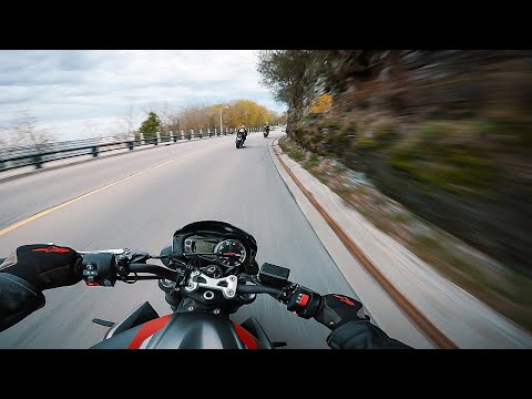 Triumph Street Triple R at Bike Meet | Ducati v4, Aprilia 660, Yamaha Tenere 700