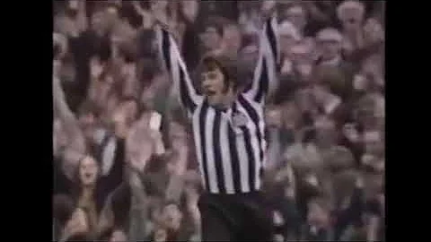 Malcolm Macdonald Newcastle Utd Home Debut Hat-Tri...