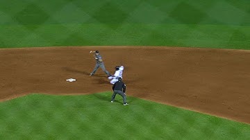 ARI@ATL: D-backs turn key double play in the 6th