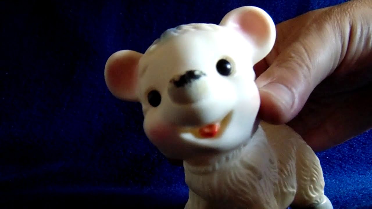 SQUEAKY TOY Lovely and funny Prank your dog YouTube