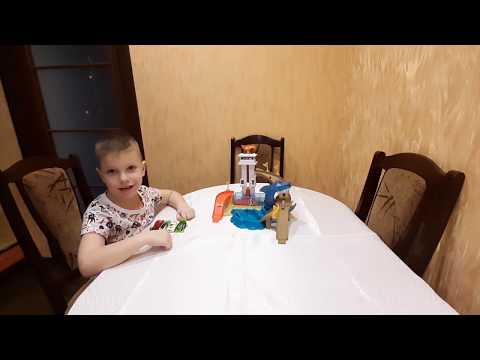 Трек "Полювання на акулу" серії "Зміни колір" Hot Wheels (BGK04)