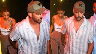 Hrithik Roshan With Younger Girlfriend Saba Azad Spotted In Bandra by Bollywood Infocus 240 views 3 days ago 1 minute, 18 seconds