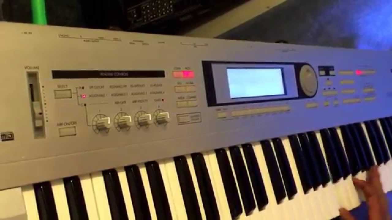 Tuba jv-30 en korg triton le puro tierra caliente