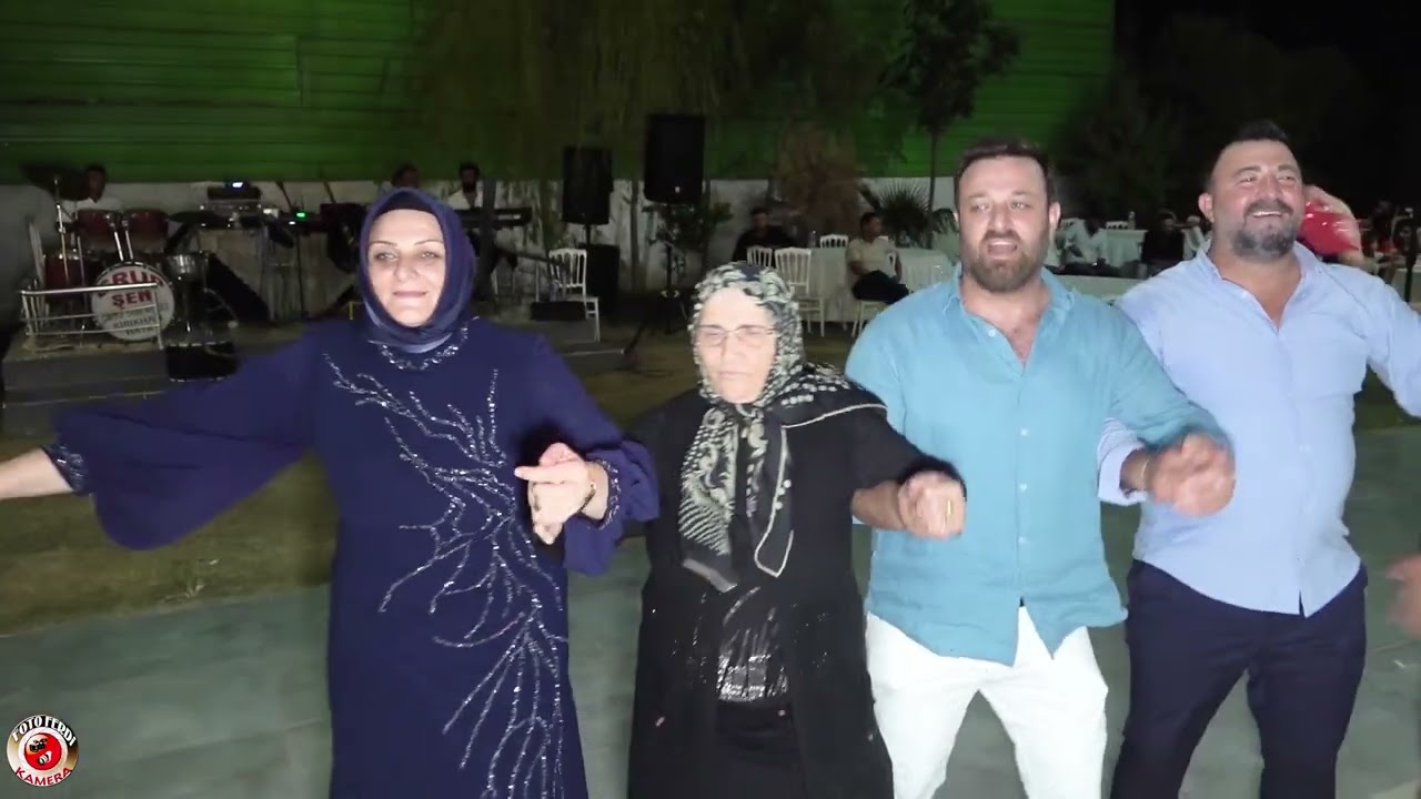 Foto Ferdi Kamera  Kırıkhan Eva Garden Kır Düğün Salonu orketra Grup Şen ama solist sürpriz sanatçı