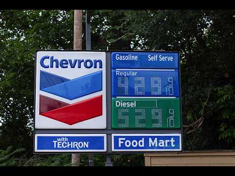 US Gasoline at $5 'Not Likely,' Oil Analyst Schork Says