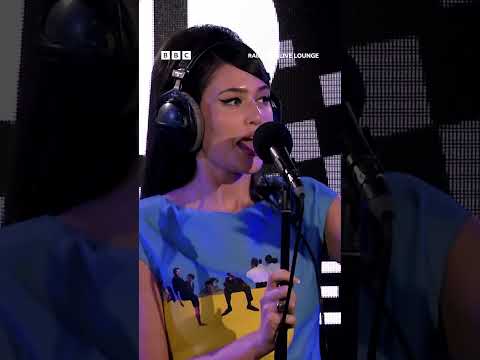 unreal vocals from Sienna Spiro in the Live Lounge 💕