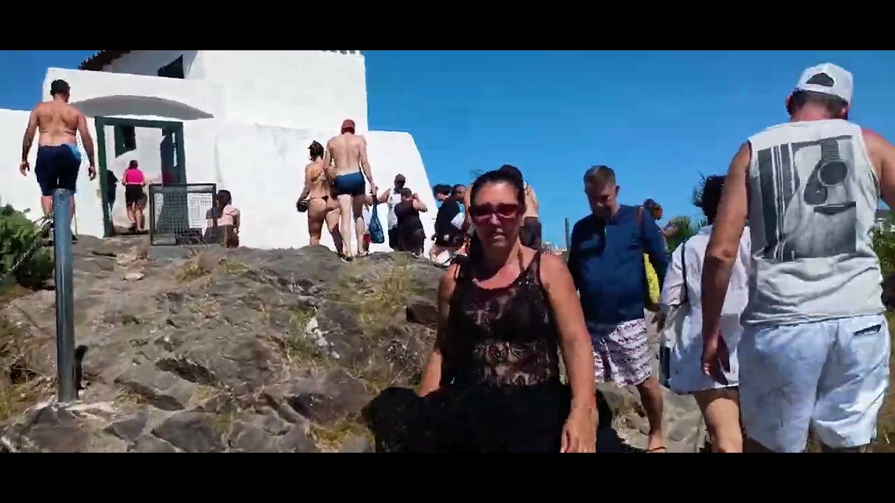 Praia de água cristalina!