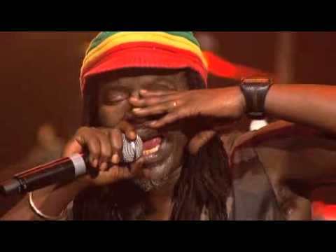 Alpha Blondy - Zenith Paris - Mai 2009 - Peace In Liberia