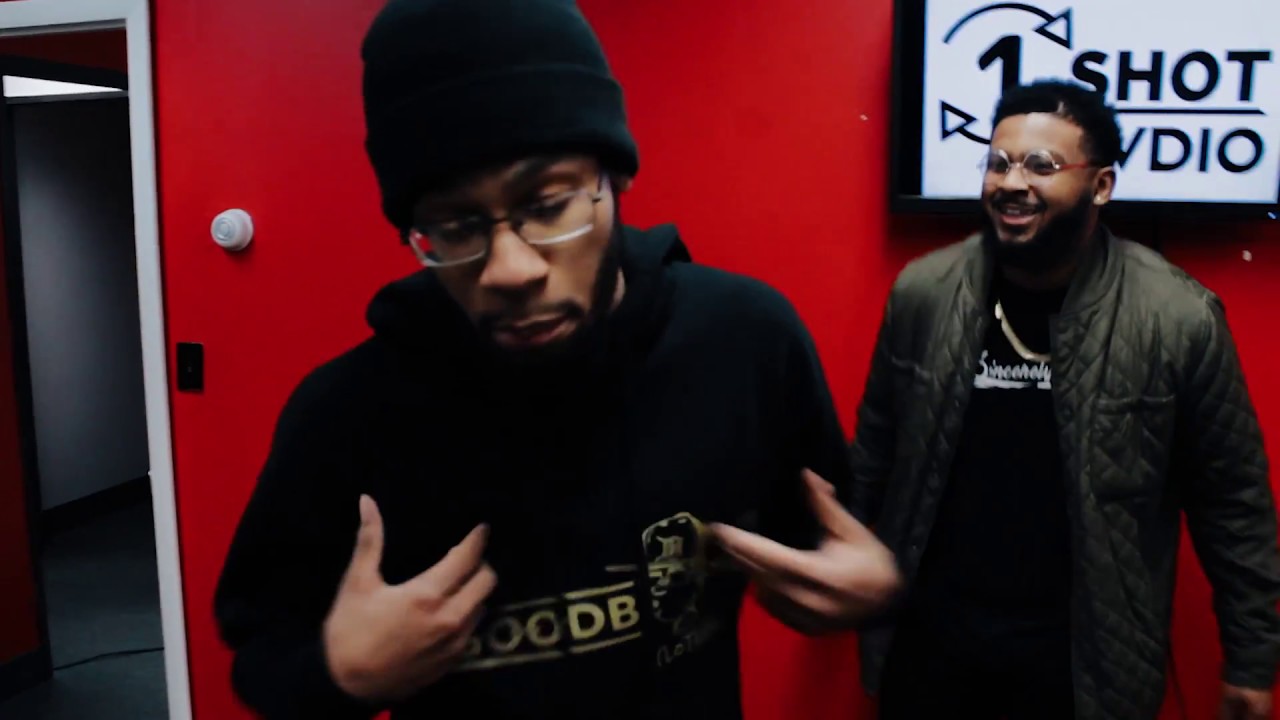 Effortless Vic & MeLo McClain - 1 ShotRadio Cypher