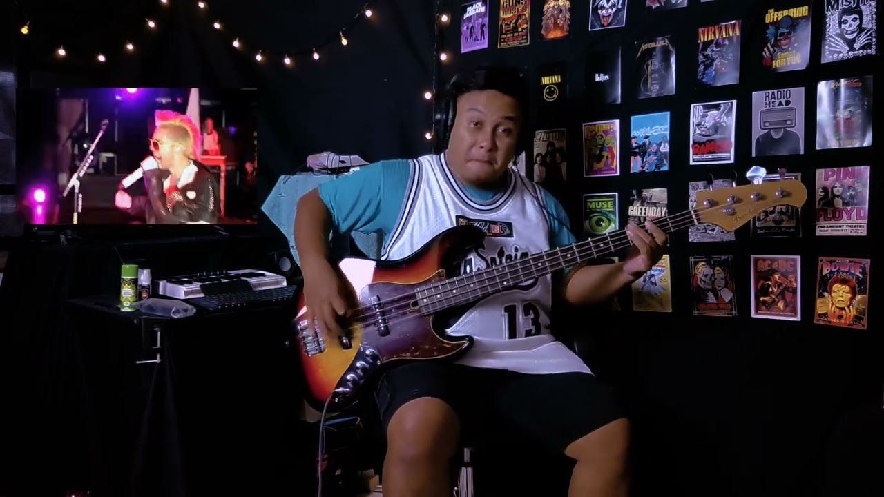 30 Seconds To Mars - Closer To The Edge [ Bass Cover ]