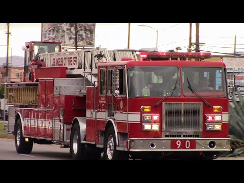LAFD Light Force 90 Responding
