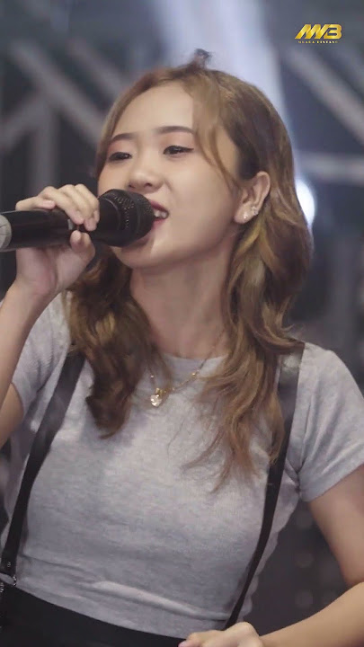 Kowe sing nggawe aku tresno, kok kowe sing ngliyo .... ( VIA AMELIA - AKHIRE CIDRO ) #shorts