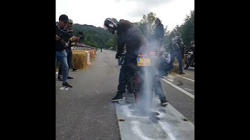 Conor Cummins burnout at the Glemseck 2017 - SloMo