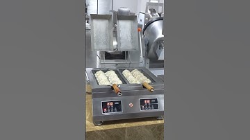 Automatic Fried Dumpling Machine  #cookingrobot #asianfood #cooking #friedfood #rollercooker #food