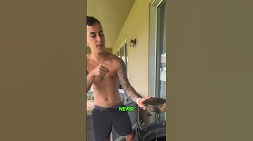 How To Properly Hold A Snapping Turtle!! 😳