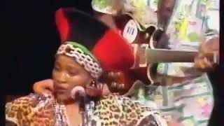 Mahlathini ft. Mahotella Queens - \