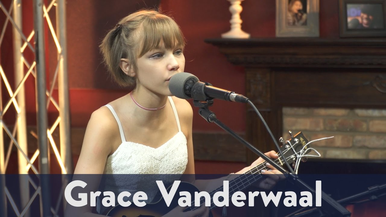 Grace Vanderwaal "I Don't Know My Name" - YouTube.