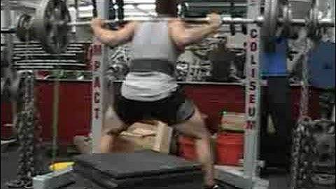 Squatting with Chains and Bands