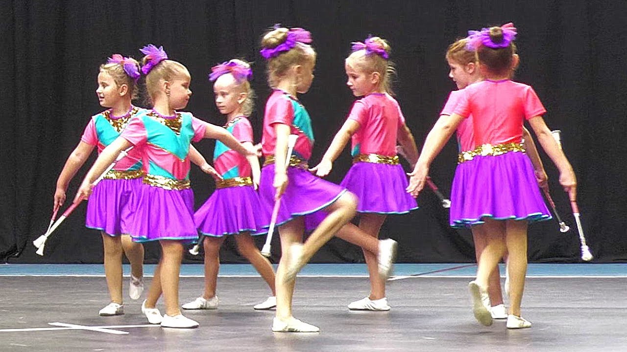 Mażoretki 'REWIA II' - Osieczna / Majorette