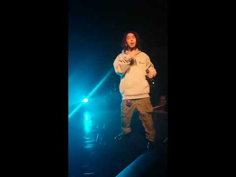 Thanks (Luv [sic]) - 唾奇 livever