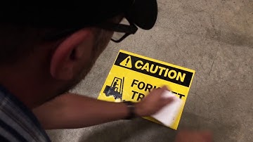Creating floor signs with LabelTac® 9 and Industrial Label Protection