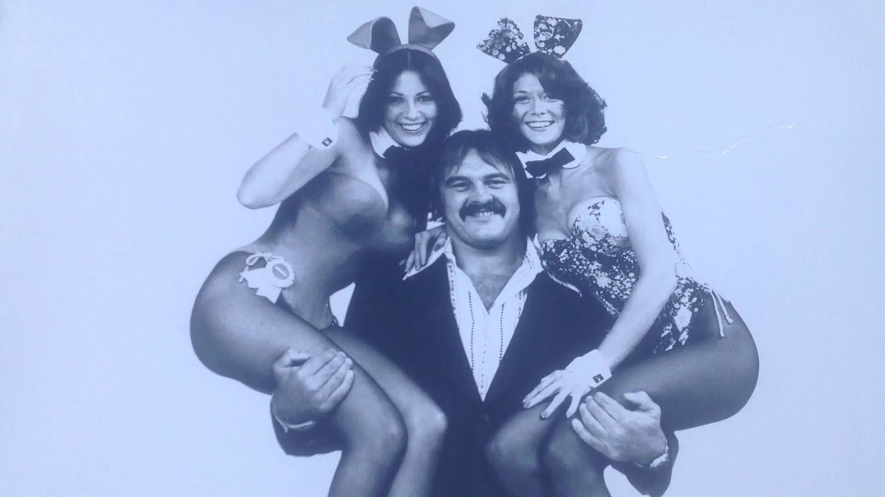 Chicago Bears Dick Butkus Holding Playboy Bunny Kate Jackson, Rare Photograph.