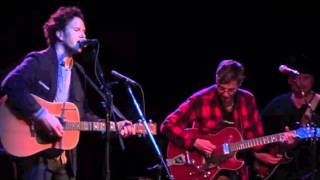 Watch Mason Jennings Living In The Moment video