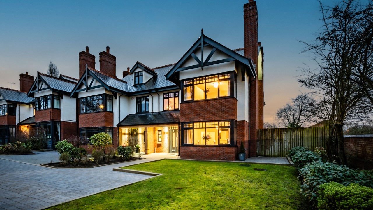 Sandy Lane, Romiley | Video Tour