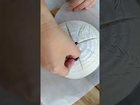 Sourdough Boule Scoring